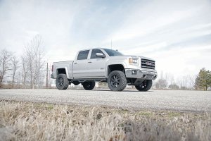 GMC Sierra 1500 Suspension Lift Kit - Rough Country - 5 Inch Lift, Cast Steel, N3 Series Shock Absorbers - '14-'18